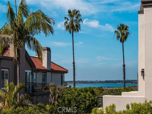 19275  Meadowood Circle  , Huntington Beach, CA