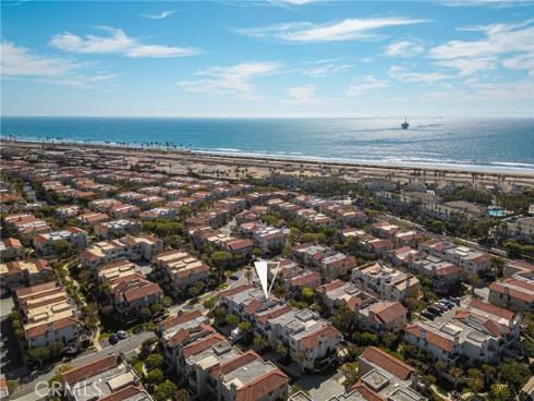 19275  Meadowood Circle  , Huntington Beach, CA