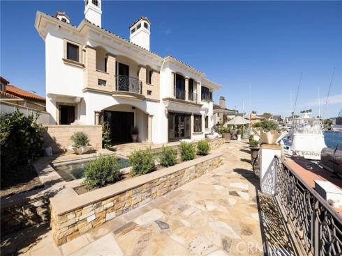 16111  Santa Barbara   Lane, Huntington Beach, CA