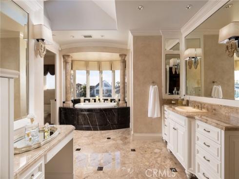 16111  Santa Barbara   Lane, Huntington Beach, CA