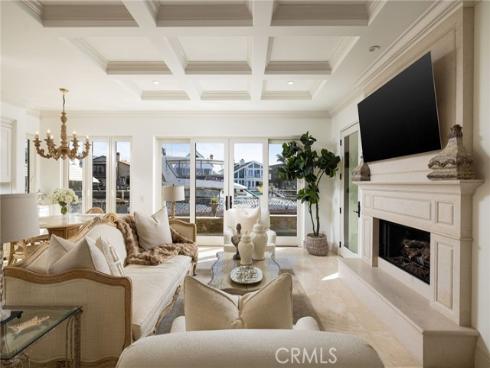 16111  Santa Barbara   Lane, Huntington Beach, CA