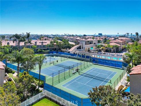 3207 Moritz 41 Drive, Huntington Beach, CA