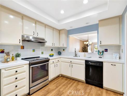 3207 Moritz 41 Drive, Huntington Beach, CA