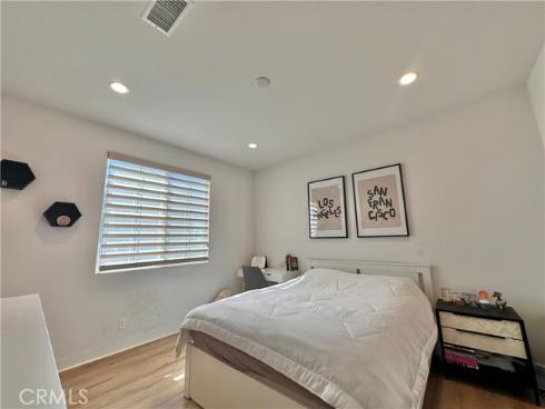 5721  Windbourne  , Huntington Beach, CA