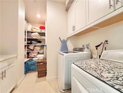 5721  Windbourne  , Huntington Beach, CA