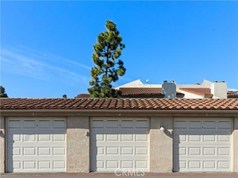 16581  Grunion Lane  204 , Huntington Beach, CA