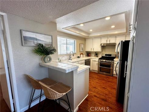 16581  Grunion Lane  204 , Huntington Beach, CA