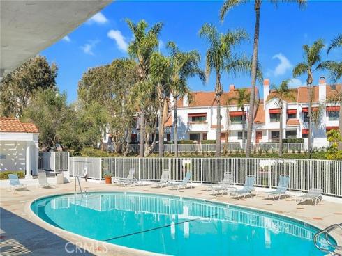 7281  Coho Drive  206 , Huntington Beach, CA