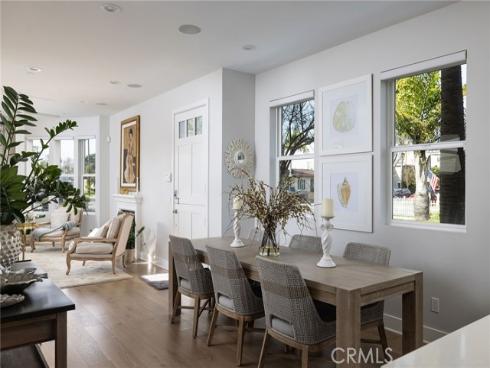 428  7th  , Huntington Beach, CA