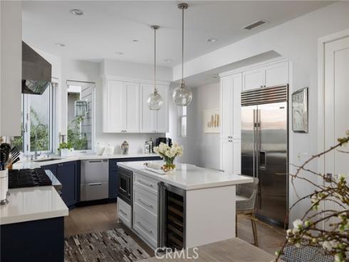 428  7th  , Huntington Beach, CA