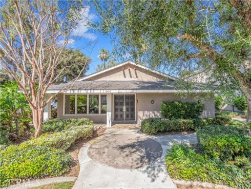 17653  Brittany Lane  91 , Huntington Beach, CA