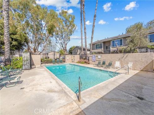 17653  Brittany Lane  91 , Huntington Beach, CA