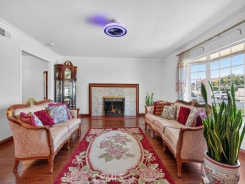 20302  Craimer  , Huntington Beach, CA