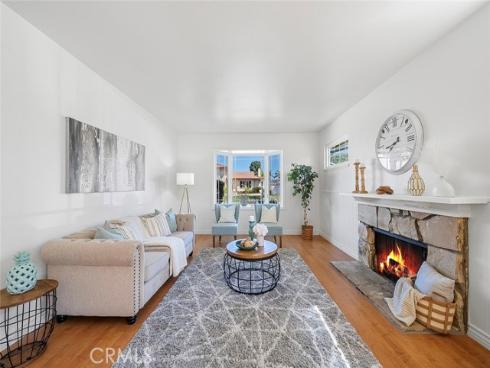 17341  Almelo   Lane, Huntington Beach, CA