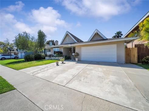 17341  Almelo   Lane, Huntington Beach, CA