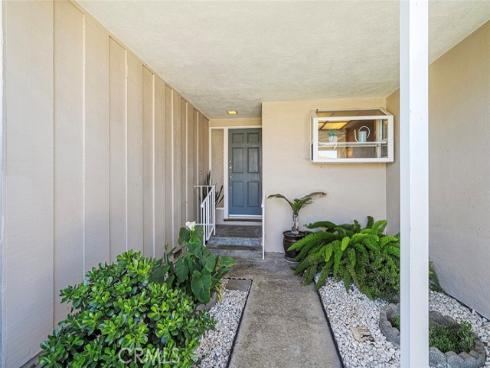 17341  Almelo   Lane, Huntington Beach, CA