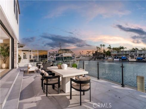 17007  Edgewater   Lane, Huntington Beach, CA