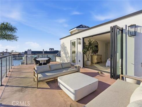 17007  Edgewater   Lane, Huntington Beach, CA