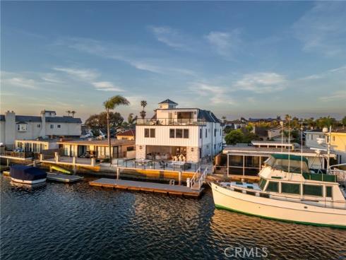 17007  Edgewater   Lane, Huntington Beach, CA