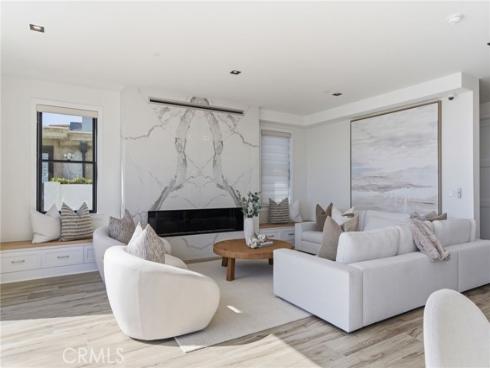 17007  Edgewater   Lane, Huntington Beach, CA