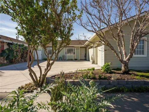 5022  Tasman  , Huntington Beach, CA
