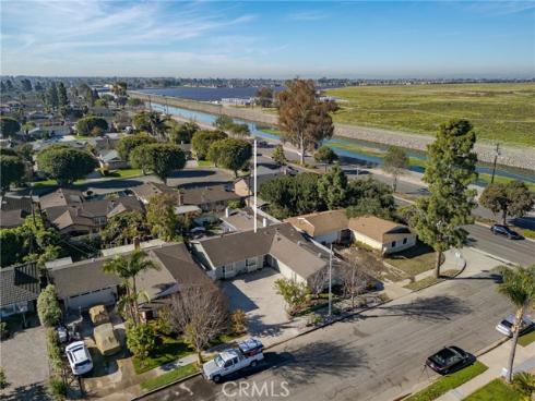 5022  Tasman  , Huntington Beach, CA