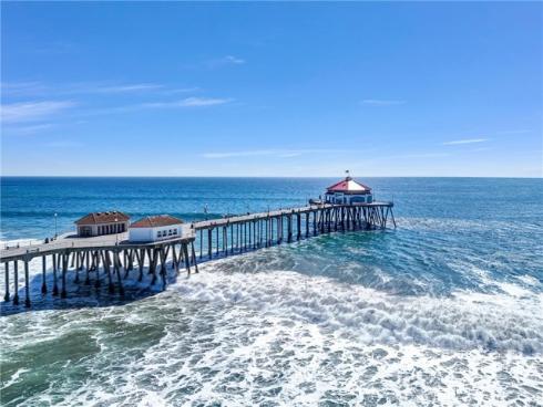 7195  Riptide   Circle, Huntington Beach, CA