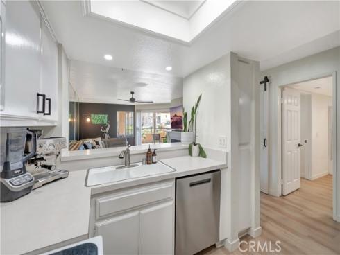 1200  Pacific Coast  106  Highway, Huntington Beach, CA