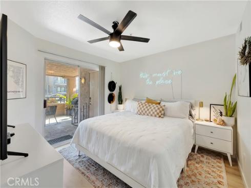 1200  Pacific Coast  106  Highway, Huntington Beach, CA