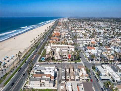 1200  Pacific Coast  106  Highway, Huntington Beach, CA