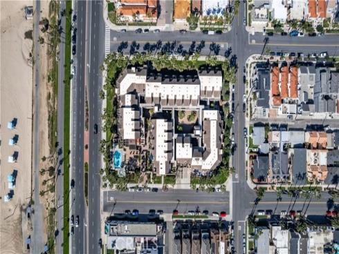 1200  Pacific Coast  106  Highway, Huntington Beach, CA