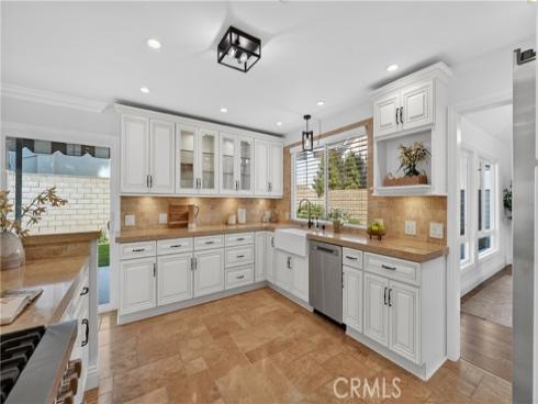 20261  Lighthouse  , Huntington Beach, CA