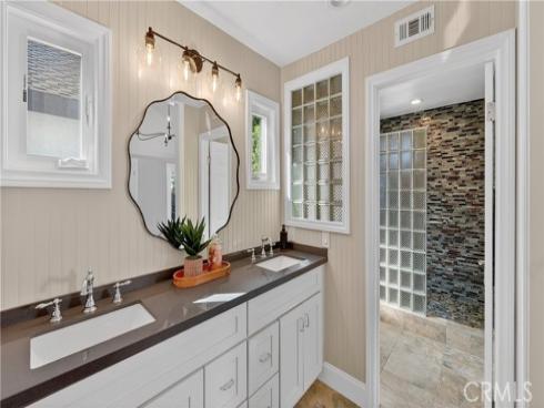 20261  Lighthouse  , Huntington Beach, CA