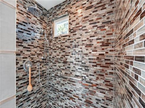 20261  Lighthouse  , Huntington Beach, CA