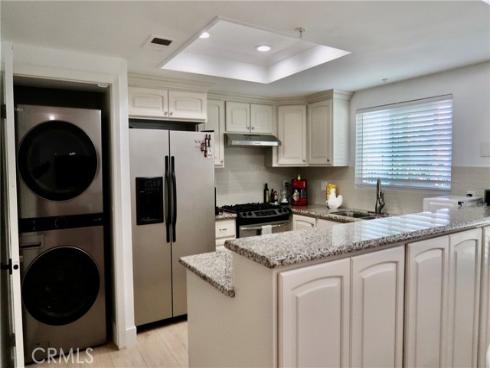 4561  Warner  101 , Huntington Beach, CA