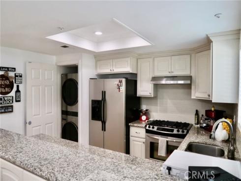 4561  Warner  101 , Huntington Beach, CA