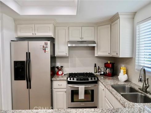 4561  Warner  101 , Huntington Beach, CA