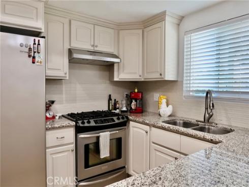 4561  Warner  101 , Huntington Beach, CA