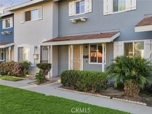 19774  Cambridge   Lane, Huntington Beach, CA