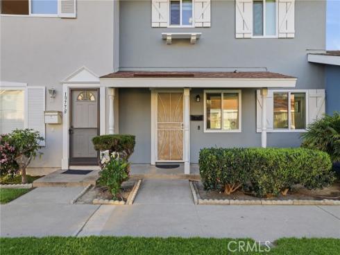 19774  Cambridge   Lane, Huntington Beach, CA