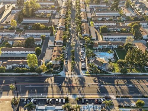 19774  Cambridge   Lane, Huntington Beach, CA