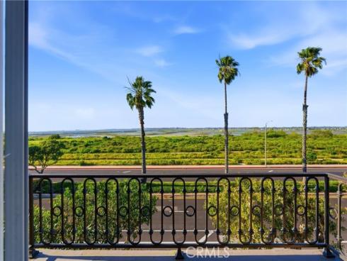 19225  Seabrook  , Huntington Beach, CA