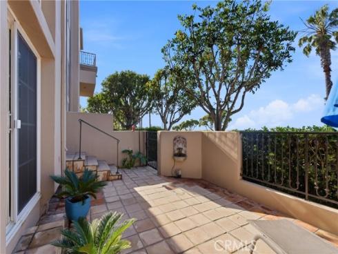 19225  Seabrook  , Huntington Beach, CA