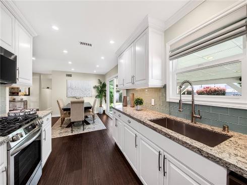 16381  Rhone  , Huntington Beach, CA