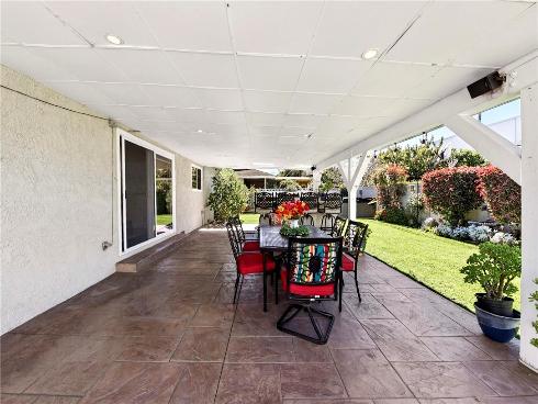 16381  Rhone  , Huntington Beach, CA