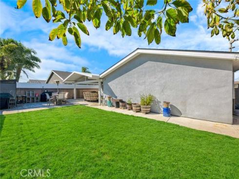 9662  Pollack   Drive, Huntington Beach, CA