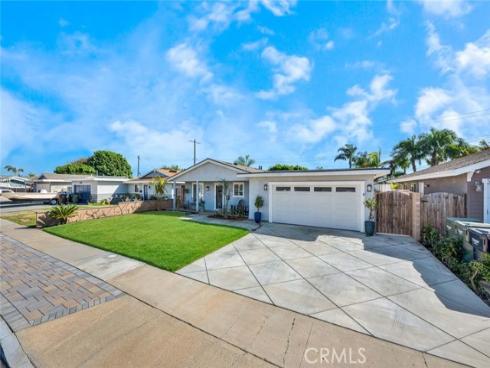 9662  Pollack   Drive, Huntington Beach, CA