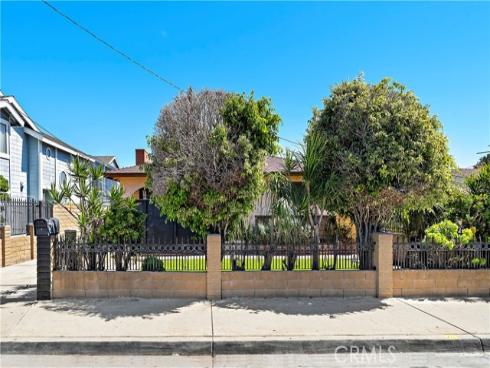 17162  Elm   Lane, Huntington Beach, CA