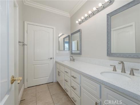 18571 Amalia , Huntington Beach, CA