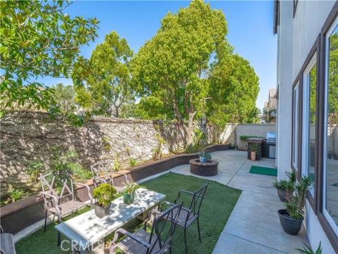 18571 Amalia , Huntington Beach, CA